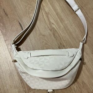 Elegant White Crossbody Bag